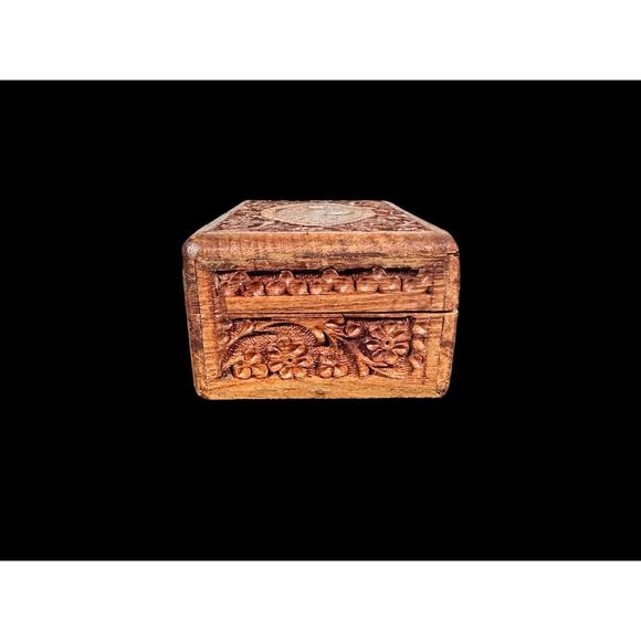 Vintage Wooden Hand Carved Brass Inlay India Sheesham Trinket Jewelry Hinged Box - Picture 3 of 9